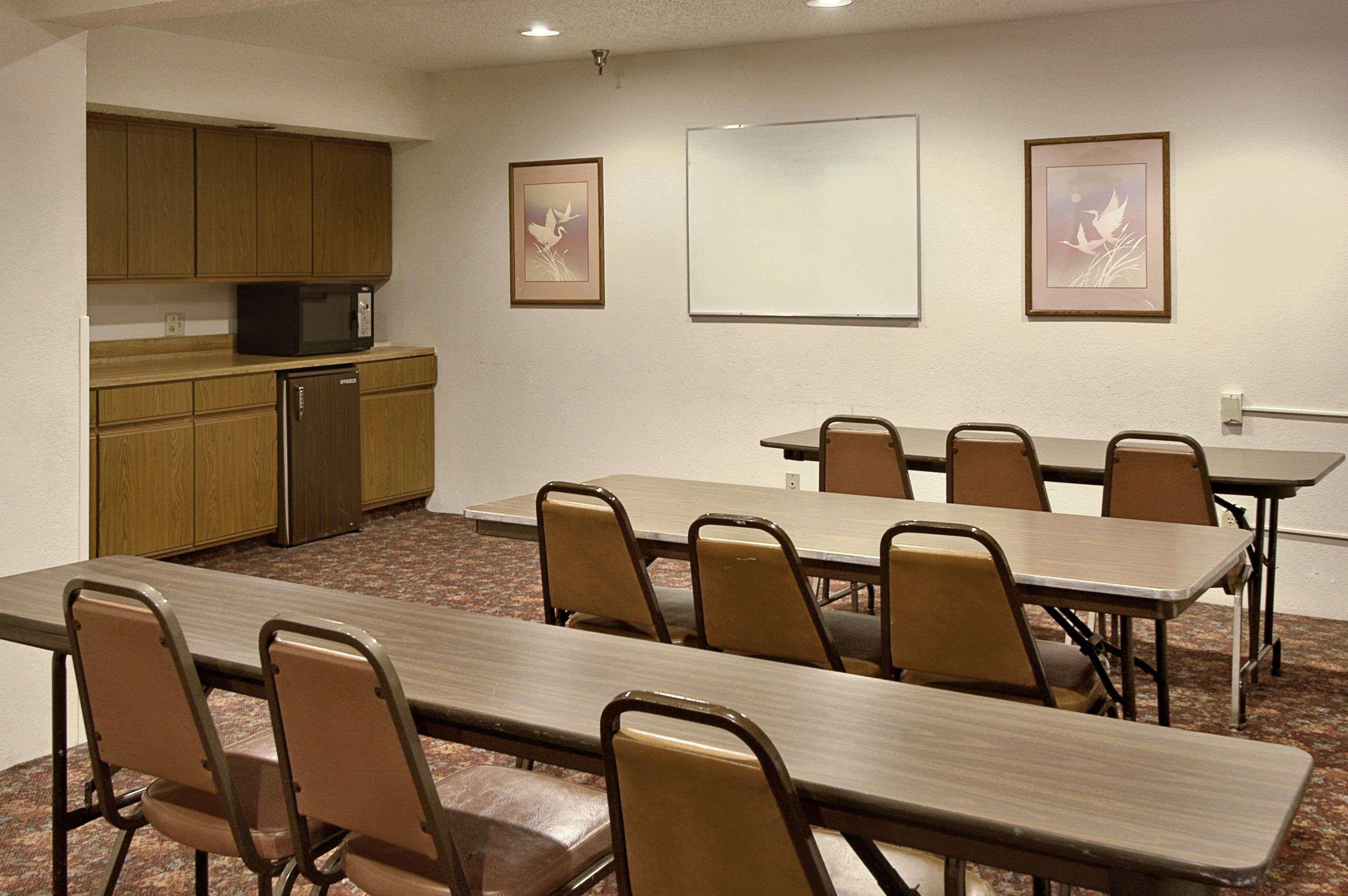 Super 8 Butler Hotel Kemudahan gambar